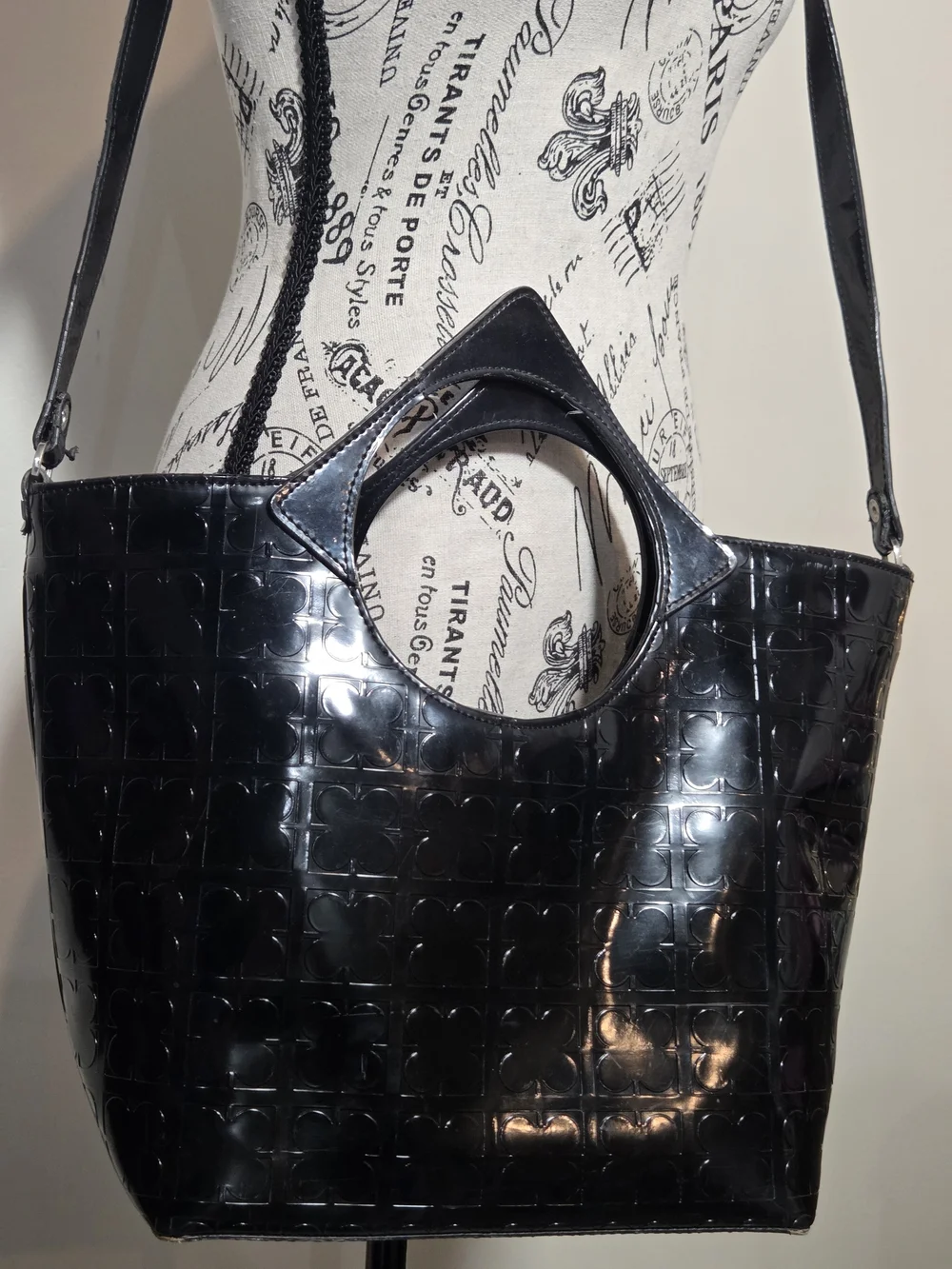 Vintage Liz Claiborne Black Patent Monogram Tote With Yellow Interior Y2K Style